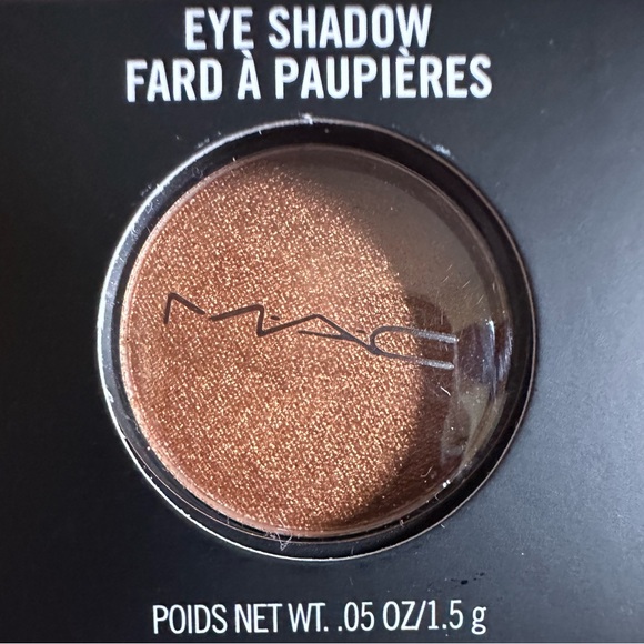 💕 JINGLE BALL BRONZE a MAC EYESHADOW. **NEW: 50% OFF RETAIL. LMTD Qty!** - Picture 7 of 7